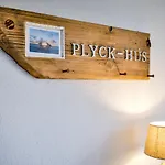 Plyck Hues * Hörnum