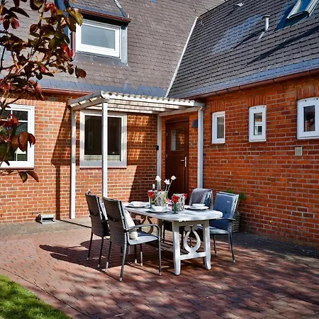 Plyck Hues Дом отдыха